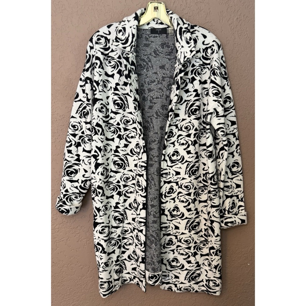 Tahari T Black White Rose Thick Viscose Knit‎ Open Front Long Cardigan Sz M Boho